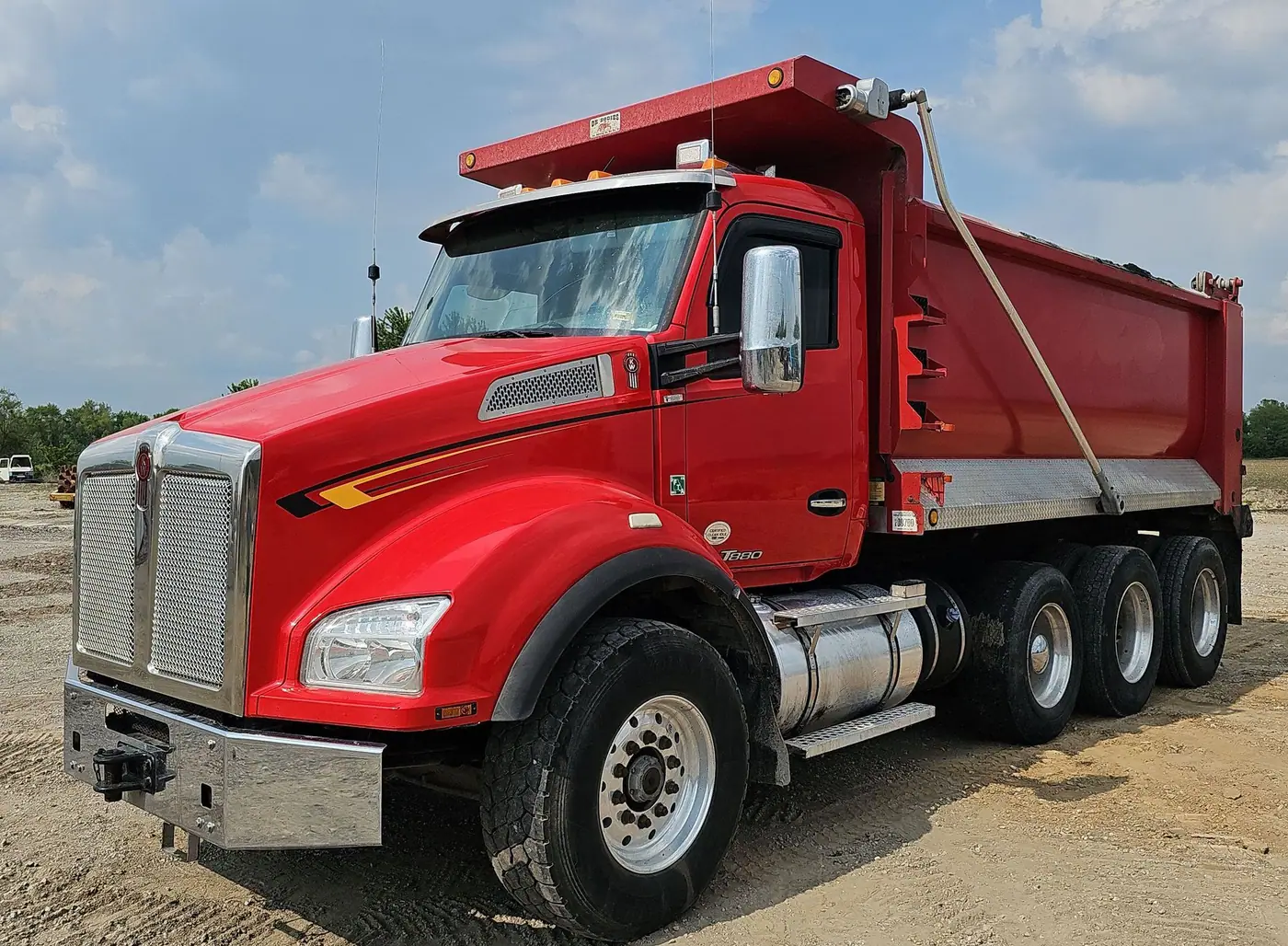 2015 Kenworth T880 Dump Truck